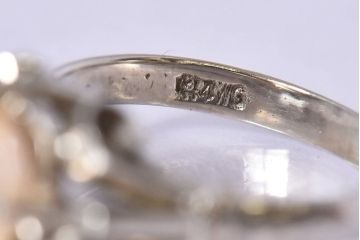 アンティーク雑貨　ビンテージ　K14WG　上品な雰囲気漂うリング(指輪)