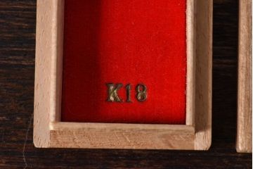 アンティーク雑貨　箱付　ひょうたんモチーフのK18ストラップ