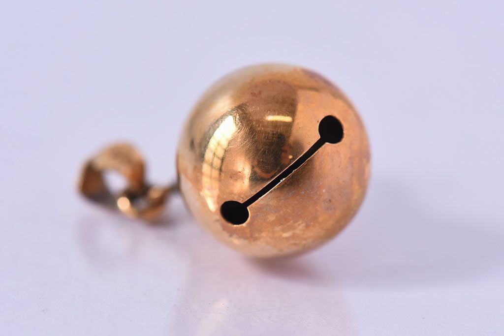 アンティーク雑貨　箱付　ひょうたんモチーフのK18ストラップ