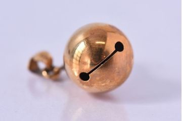 アンティーク雑貨　箱付　ひょうたんモチーフのK18ストラップ