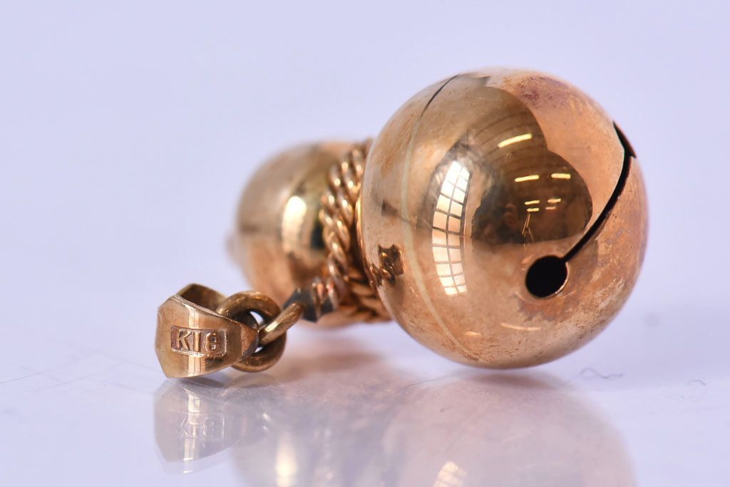 アンティーク雑貨　箱付　ひょうたんモチーフのK18ストラップ