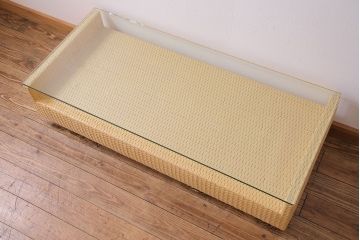 中古美品　arflex(アルフレックス) A TABLE(エー テーブル) holidays(ホリデイズ)　ローテーブル(リビングテーブル、センターテーブル)(定価約15万円)
