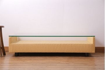 中古美品　arflex(アルフレックス) A TABLE(エー テーブル) holidays(ホリデイズ)　ローテーブル(リビングテーブル、センターテーブル)(定価約15万円)