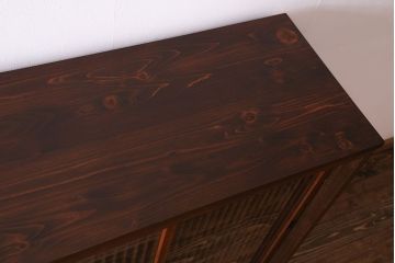 アンティーク家具　組子の書院戸を使用した和の雰囲気を高めるオリジナルキャビネット(戸棚、飾り棚)