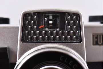 アンティーク雑貨　ビンテージカメラ　ケース付き　フジフィルム(富士フィルム)　FUJIPET(フジペット)EE