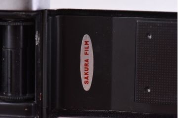アンティーク雑貨　ビンテージカメラ　ケース付き　小西六　KONICA(コニカ) J