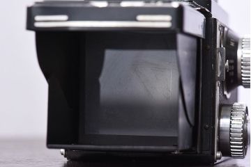 アンティーク雑貨　クラシックカメラ　二眼レフ　太陽堂光機株式会社 ケース・箱・三脚付き　BEAUTY FLEX(ビューティフレッックス)D