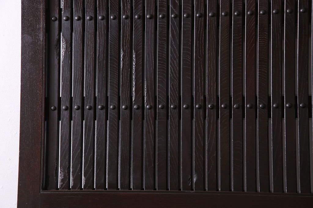 和製アンティーク　総ケヤキ材　堂々とした佇まいの富山蔵戸(引き戸、建具、玄関戸)