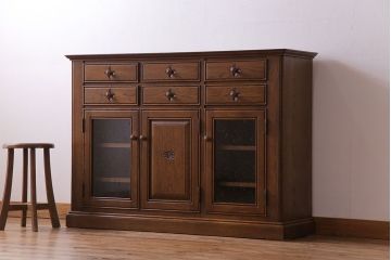 中古　旭川家具　勇峰工芸　フローラシリーズ　ナラ材サイドボード(戸棚、リビングボード)
