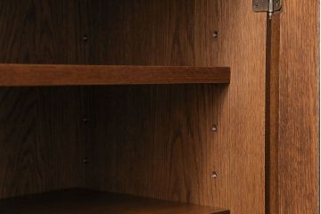 中古　旭川家具　勇峰工芸　フローラシリーズ　ナラ材サイドボード(戸棚、リビングボード)