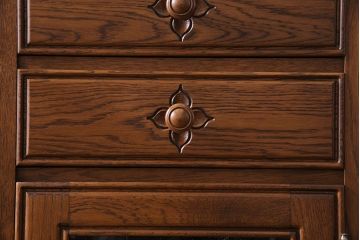 中古　旭川家具　勇峰工芸　フローラシリーズ　ナラ材サイドボード(戸棚、リビングボード)