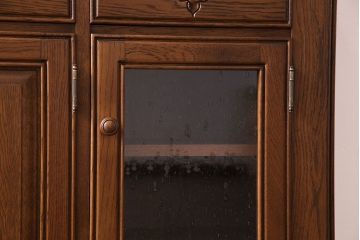 中古　旭川家具　勇峰工芸　フローラシリーズ　ナラ材サイドボード(戸棚、リビングボード)