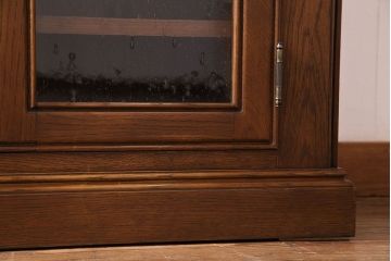 中古　旭川家具　勇峰工芸　フローラシリーズ　ナラ材サイドボード(戸棚、リビングボード)