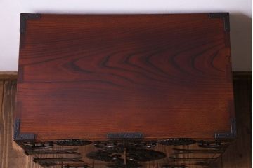 ビンテージ　門間箪笥店　三方ケヤキ材　二尺猫脚両開き中型箪笥(仙台箪笥、キャビネット)(定価約70万円)