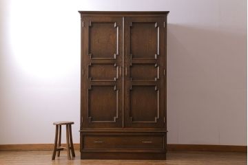 中古　永田良介商店　上品な印象の鏡付きワードローブ(洋服タンス)