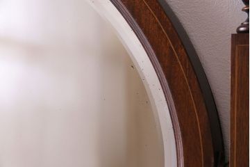 アンティーク家具　イギリスアンティーク　マホガニー材　優雅な佇まいが魅力のドレッサー(鏡台、化粧台、チェスト、引き出し)