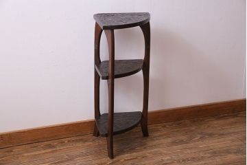 アンティーク雑貨　中古　伝統工芸　日光彫り　花の意匠が美しいコーナーラック(飾り台、花台)