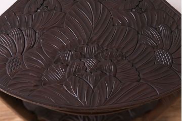 アンティーク雑貨　中古　伝統工芸　日光彫り　花の意匠が美しいコーナーラック(飾り台、花台)