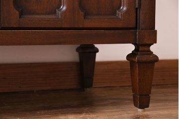 【Y様ご決済用・ご成約済み】DREXEL HERITAGE(ドレクセルヘリテージ) Italian Provincial(イタリアン プロヴィンシャル)ドアチェスト(キャビネット、飾り棚、本棚)(定価約50万円)