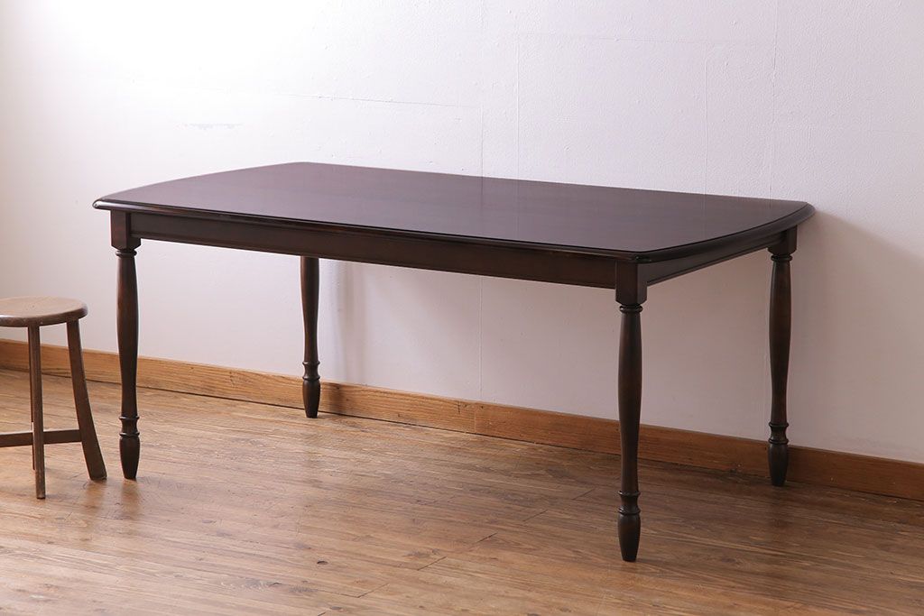 ビンテージ　北海道民芸　#485　細身の脚が美しいダイニングテーブル