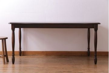 ビンテージ　北海道民芸　#485　細身の脚が美しいダイニングテーブル