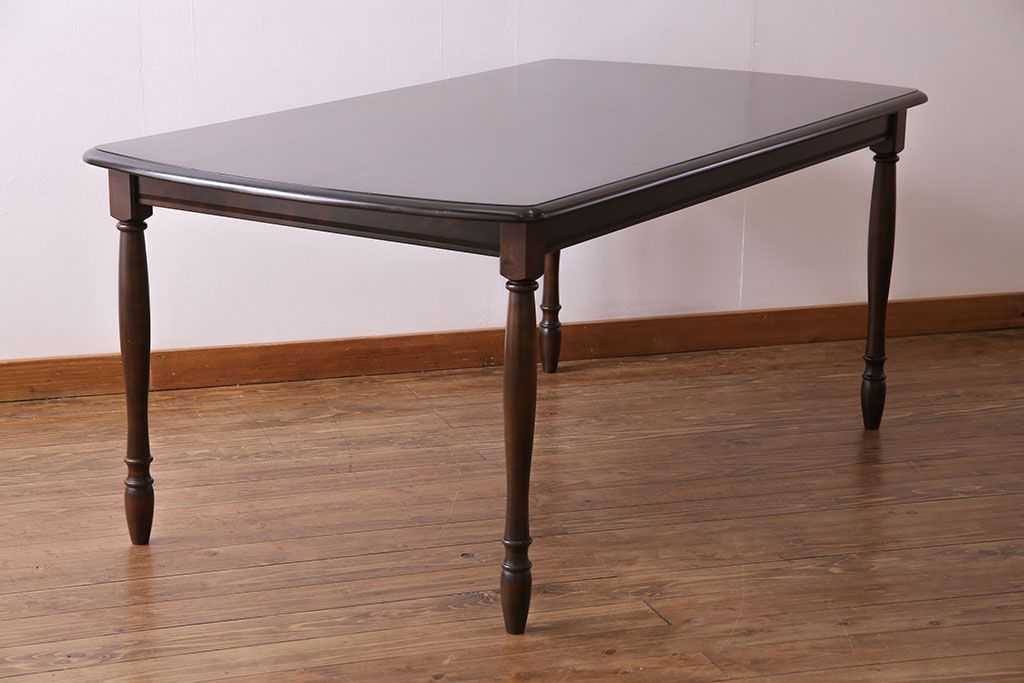 ビンテージ　北海道民芸　#485　細身の脚が美しいダイニングテーブル