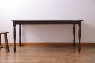 ビンテージ　北海道民芸　#485　細身の脚が美しいダイニングテーブル