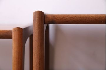 北欧家具　チーク材　コンパクトな仕様が魅力のネストテーブル(サイドテーブル)