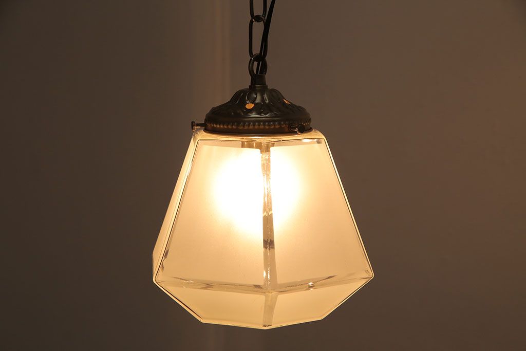 和製アンティーク　上品な雰囲気漂うシェード(天井照明、ペンダントライト)