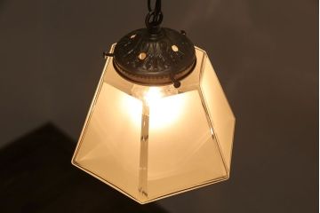 和製アンティーク　上品な雰囲気漂うシェード(天井照明、ペンダントライト)