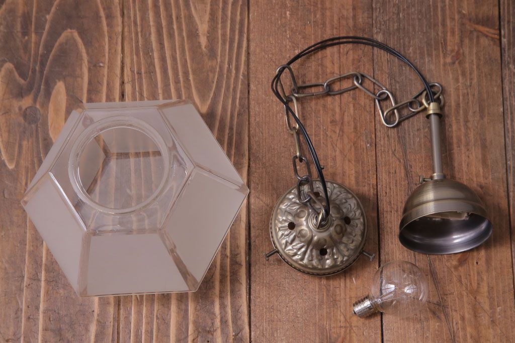 和製アンティーク　上品な雰囲気漂うシェード(天井照明、ペンダントライト)