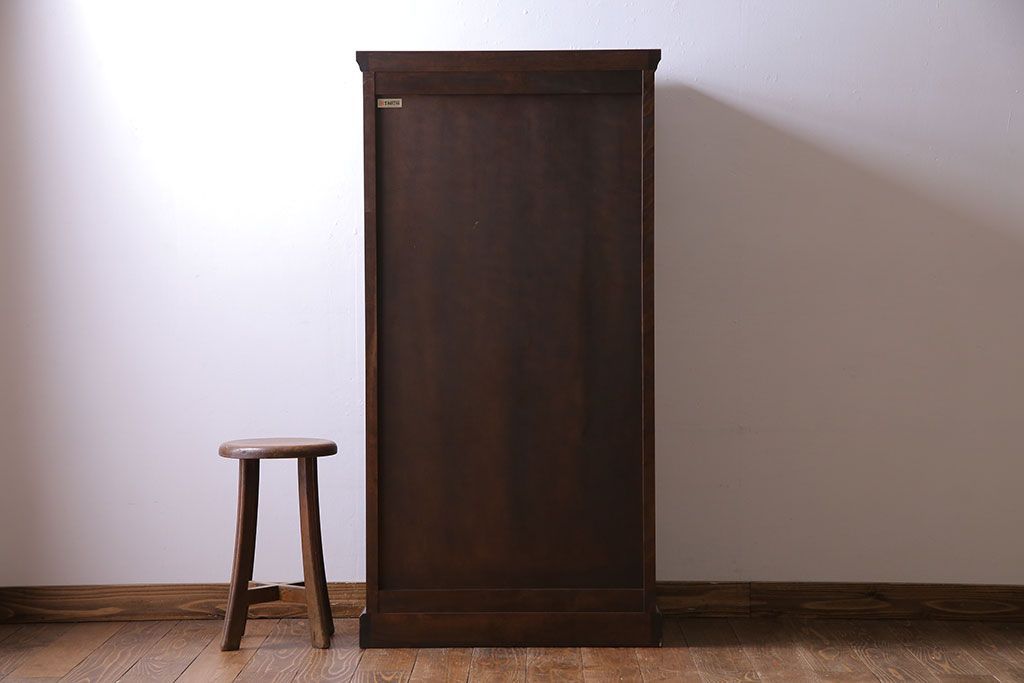 中古　北海道民芸家具　小物収納に使いやすいスリムなチェスト(引き出し、タンス)(定価約27万円)