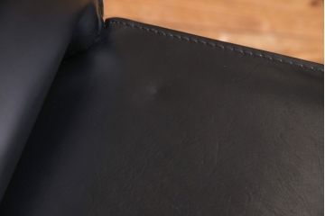 中古　Cassina(カッシーナ)　 CAB(キャブ) アームレスチェア (定価約17万円)(1)