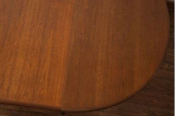 アンティーク家具　G-PLAN(ジープラン)　あたたかな雰囲気が魅力のエクステンションテーブル(伸張式机、ダイニングテーブル、ラウンドテーブル)