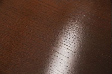 ヴィンテージ家具　イギリスビンテージ　オーク材　高級感漂うサイドボード(サイドキャビネット)