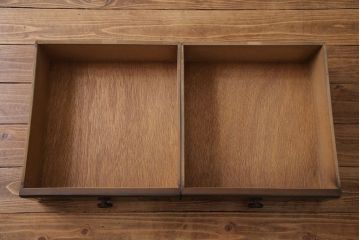 ヴィンテージ家具　イギリスビンテージ　オーク材　素朴な雰囲気漂うカップボード(食器棚、収納棚)