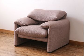 中古　Cassina(カッシーナ)　MARALUNGA(マラルンガ)　ファブリック 1Pソファ(一人掛け)(定価約50万円)
