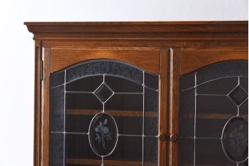 中古美品　三越・Brugge(ブルージュ)シリーズ　木のぬくもり溢れるキッチンキャビネット(食器棚、飾り棚、戸棚)(1)