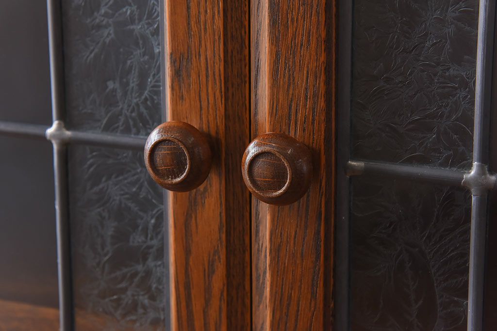 中古美品　三越・Brugge(ブルージュ)シリーズ　木のぬくもり溢れるキッチンキャビネット(食器棚、飾り棚、戸棚)(1)