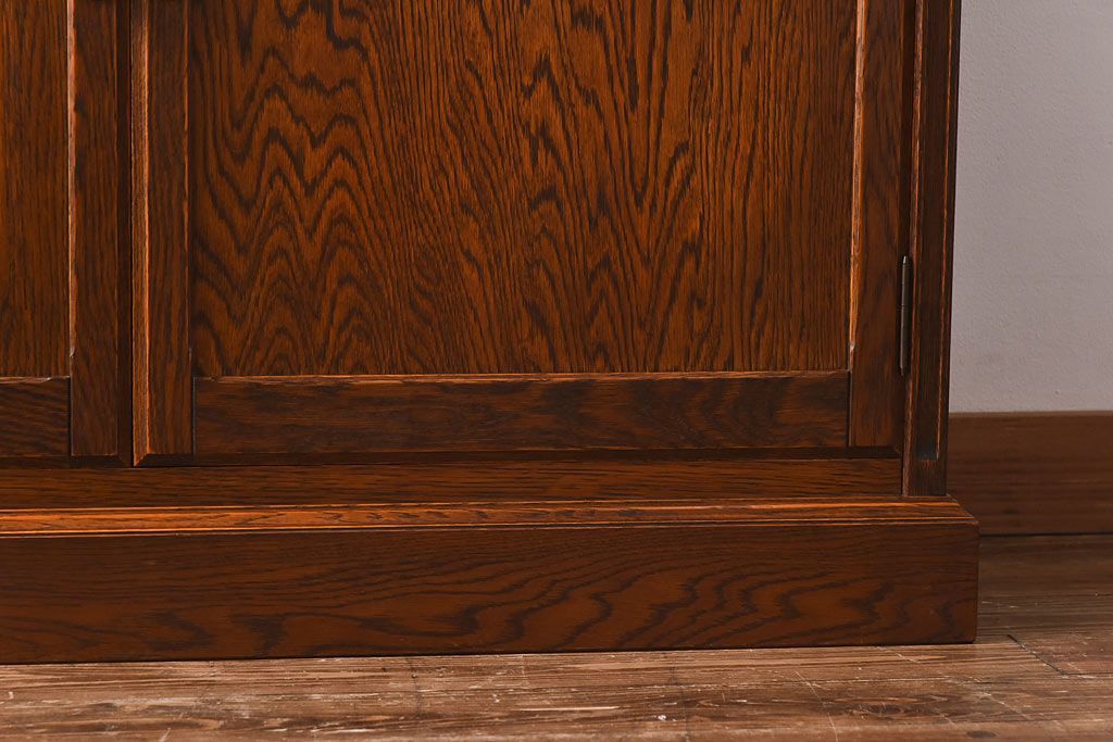 中古美品　三越Brugge(ブルージュ)シリーズ　キッチンキャビネット(食器棚、飾り棚、戸棚)(2)