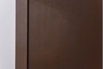 ヴィンテージ家具　イギリスビンテージ　オーク材　ステンドグラスがシックなコーナーラック(飾り棚、収納棚)