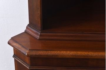 【S様ご成約分】イギリスビンテージ　マホガニー材　スリムで取り入れやすいコーナーラック(飾り棚、収納棚、キャビネット)
