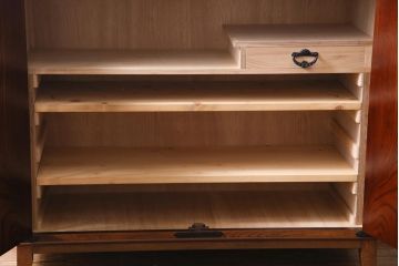 リメイク家具　伝統民芸　岩谷堂箪笥　脚付　和タンスと収納棚の2wayサイドボード(衣装箪笥)