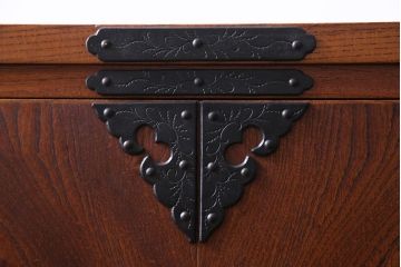 リメイク家具　伝統民芸　岩谷堂箪笥　脚付　和タンスと収納棚の2wayサイドボード(衣装箪笥)