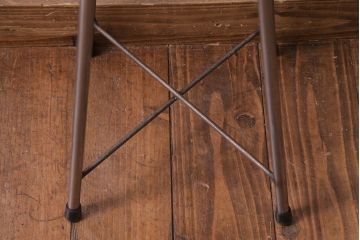 アンティーク雑貨　ラフジュ工房オリジナル　シンプルな細身の鉄脚が魅力の丸スツール(椅子、チェア)(1)