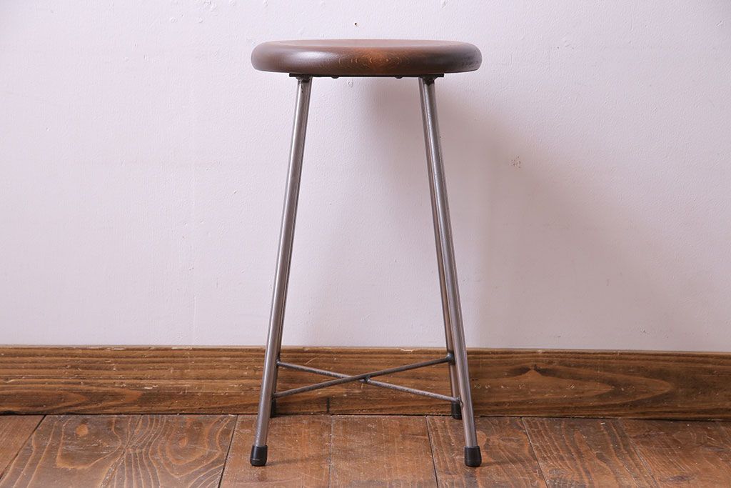 アンティーク雑貨　ラフジュ工房オリジナル　シンプルな細身の鉄脚が魅力の丸スツール(椅子、チェア)(2)