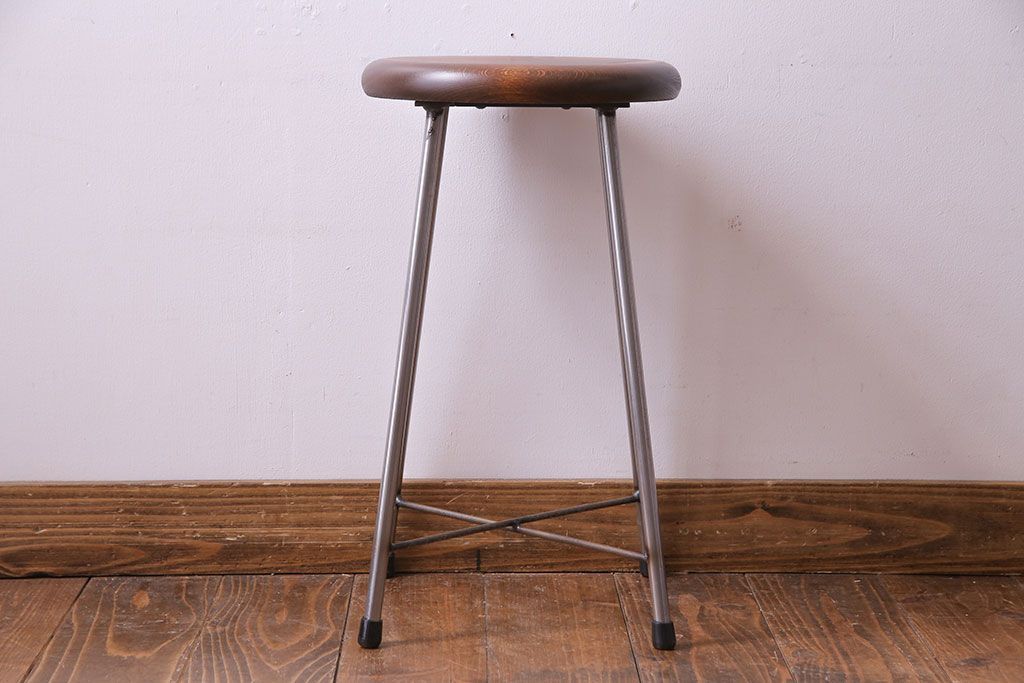 アンティーク雑貨　ラフジュ工房オリジナル　シンプルな細身の鉄脚が魅力の丸スツール(椅子、チェア)(2)