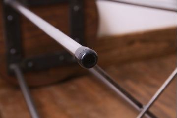 アンティーク雑貨　ラフジュ工房オリジナル　シンプルな細身の鉄脚が魅力の丸スツール(椅子、チェア)(2)