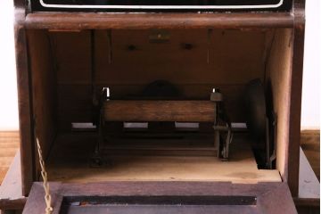 アンティーク雑貨　昭和レトロ　昔懐かしいムード漂うキャッシュレジスター(キャッシャー、金銭登録機)