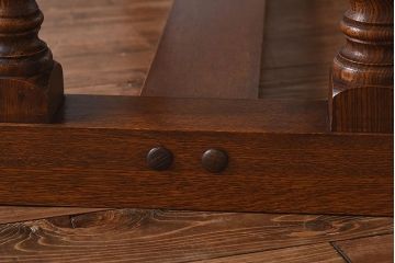 中古　ナラ材　上質なつくりのダイニングテーブル(作業台、作業テーブル)